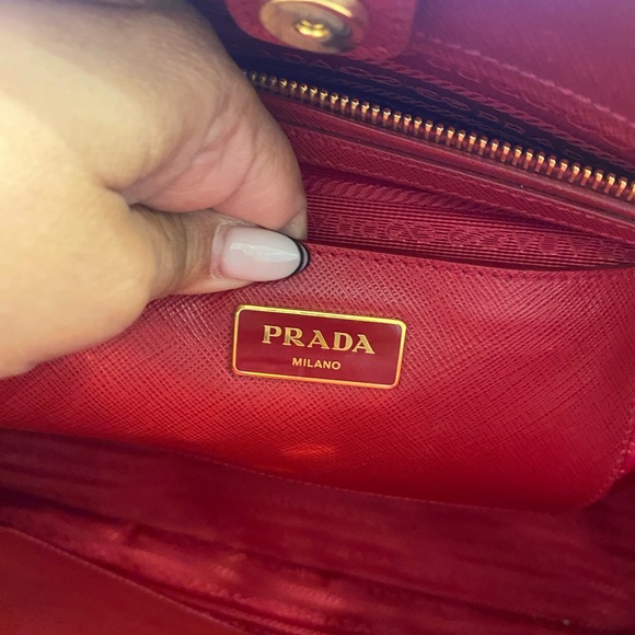 Prada top handle bag - Picture 2 of 12